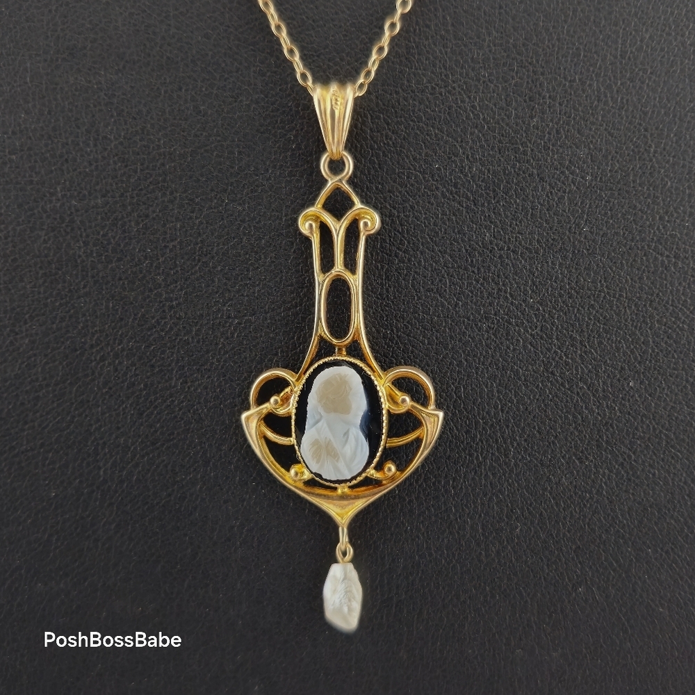 Vintage 1930s Esemco 10K Gold Cameo Filigree Pendant Necklace w/ Pearl Drop - 19